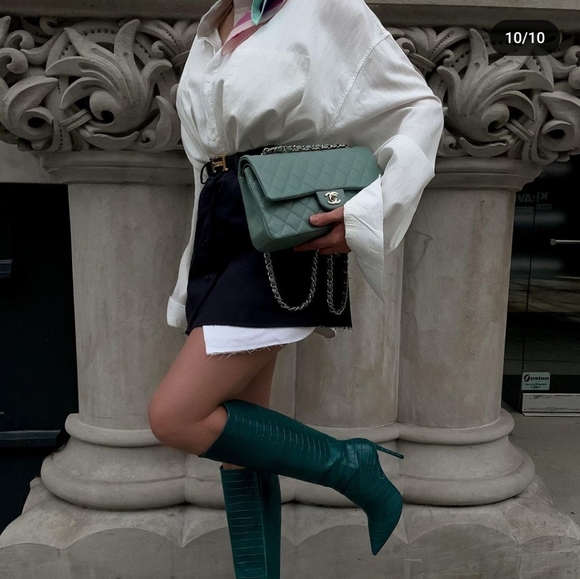 Navy mini skirt - Picture 3 of 8